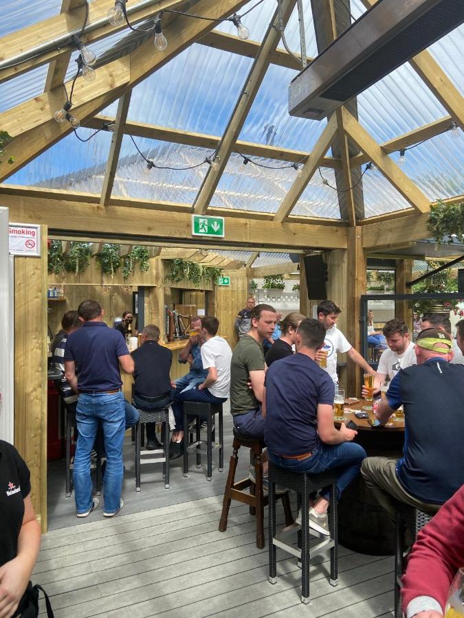 The Copper Still Bar Restaurant & Boutique Rooms Dromod Exterior foto